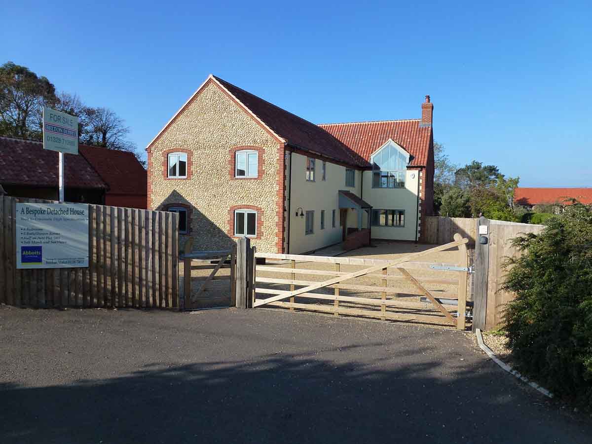 A six bedroom rural house for sale in Norfolk, England.